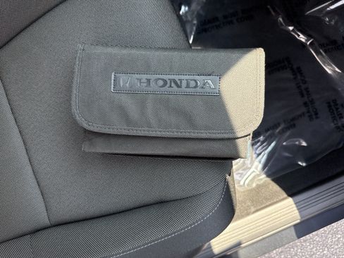 Used 2025 Honda CR-V EX image 35