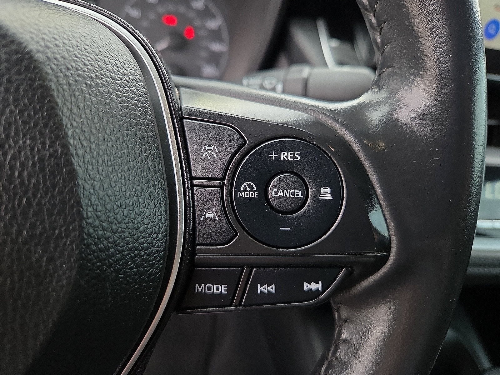 Used 2024 Toyota Corolla SE FWD image 20