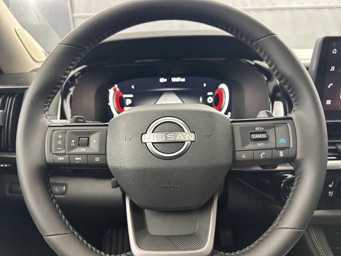 New 2026 Nissan Pathfinder Platinum w/ Cargo Package AWD/4WD image 23