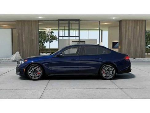New 2027 BMW 550e xDrive w/ Executive Package AWD/4WD image 4