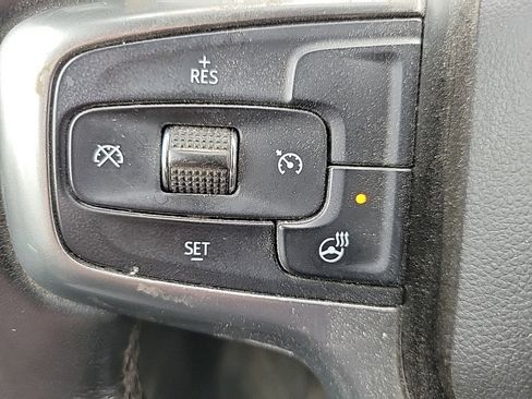 Used 2020 Chevrolet Silverado 1500 LTZ image 11