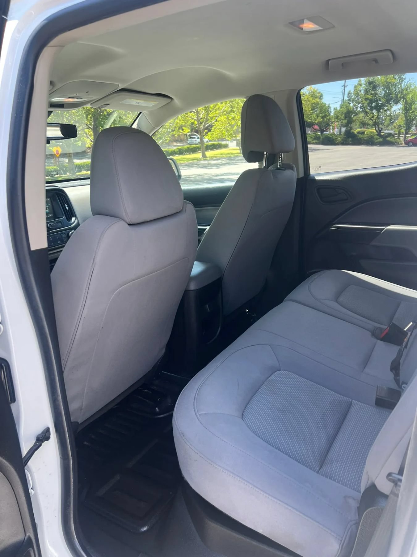 Used 2018 Chevrolet Colorado W/T RWD image 11