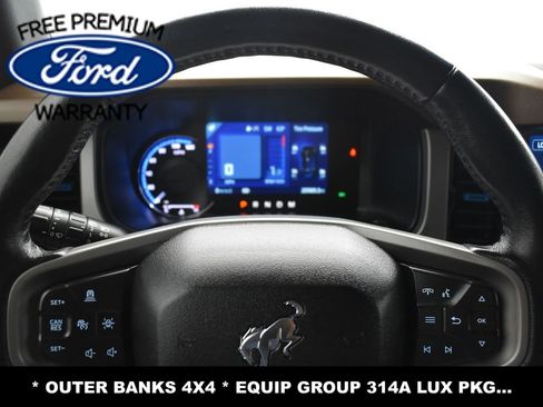Used 2022 Ford Bronco Outer Banks image 17