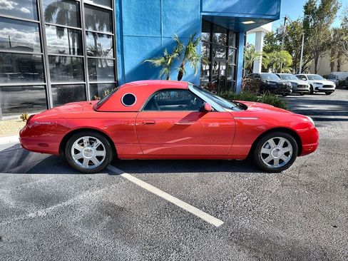 Used 2005 Ford Thunderbird image 9