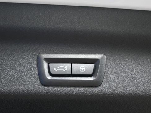 Used 2023 BMW X1 xDrive28i w/ Convenience Package image 16