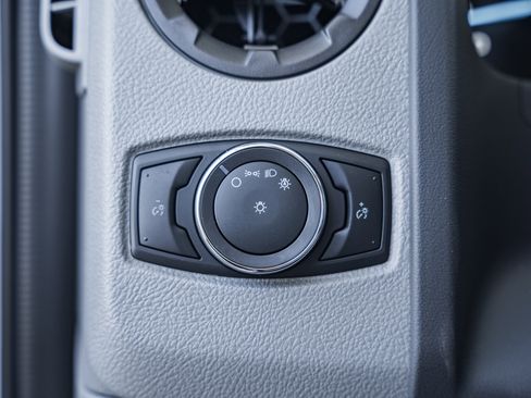 New 2026 Ford E-450 and Econoline 450 Super Duty w/ Power Equipment Group image 37