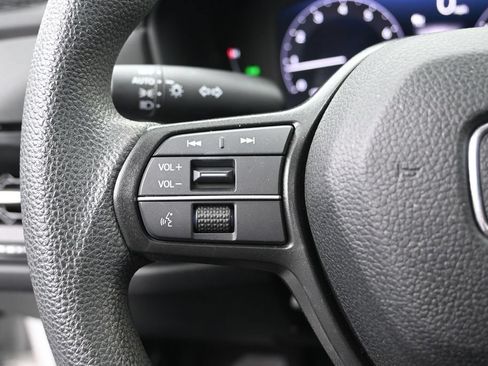 Used 2023 Honda Accord EX image 17