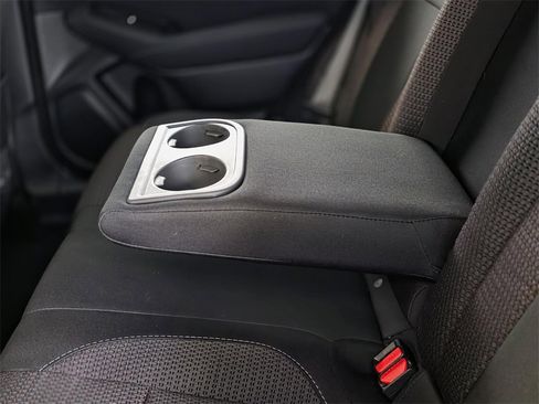 Used 2024 Subaru Outback Premium image 11