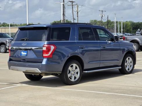 Used 2020 Ford Expedition XLT w/ Equipment Group 202A RWD image 9