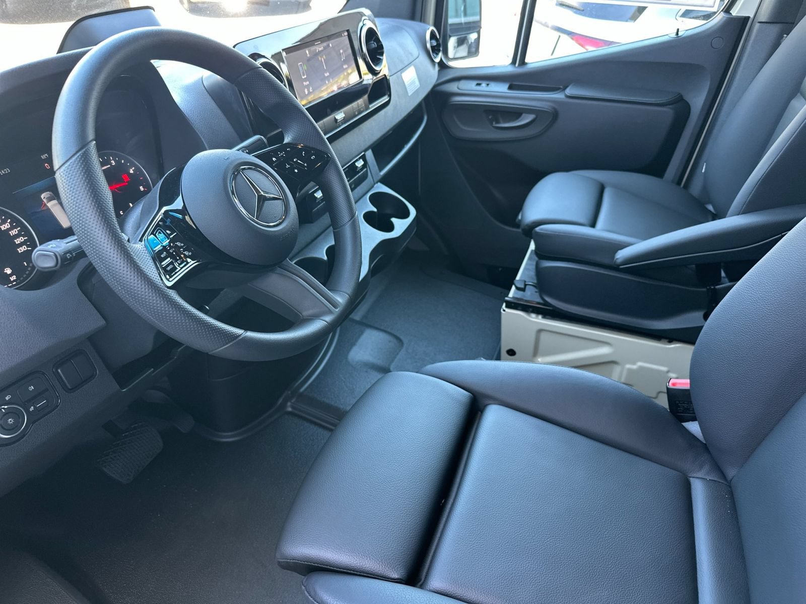 New 2026 Mercedes-Benz Sprinter 2500 image 8