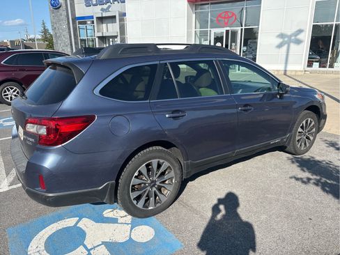 Used 2016 Subaru Outback 3.6R Limited AWD/4WD image 3