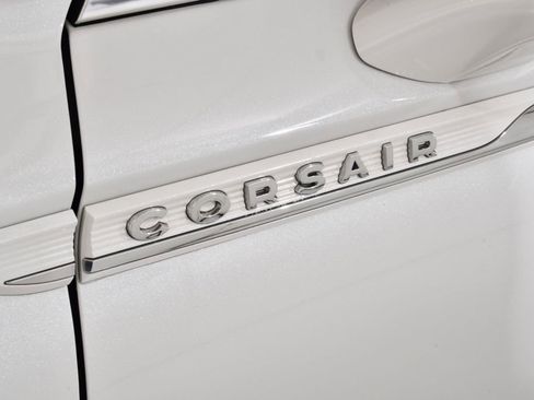 Used 2022 Lincoln Corsair Reserve w/ Equipment Group 201A AWD/4WD image 22