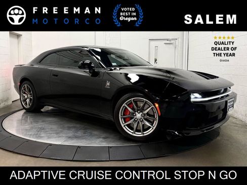 Used 2024 Dodge Charger Daytona Scat Pack w/ Plus Group AWD/4WD image 1