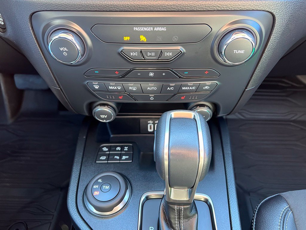 Used 2021 Ford Ranger Lariat w/ Tremor Off-Road Package AWD/4WD image 29