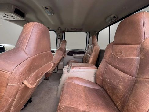 Used 2005 Ford F350 King Ranch AWD/4WD image 12