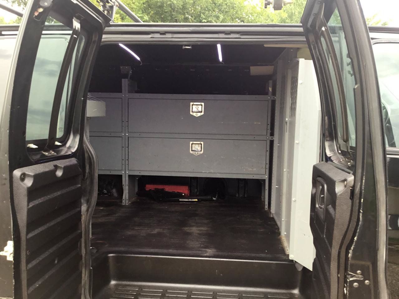 Used 2020 Chevrolet Express 2500 w/ Communications Package RWD image 18