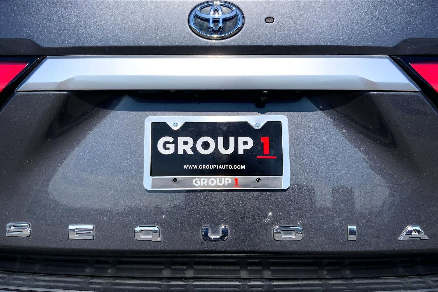 Used 2023 Toyota Sequoia Capstone AWD/4WD image 30
