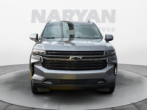 Used 2022 Chevrolet Suburban RST w/ Luxury Package image 3