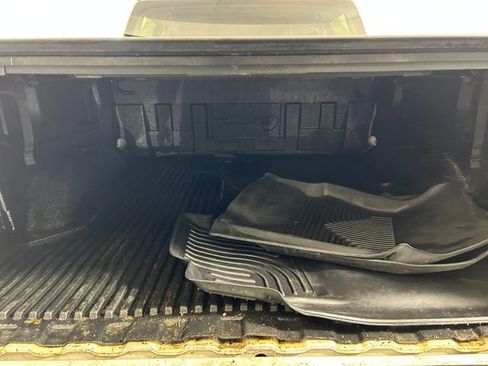 Used 2014 GMC Sierra 1500 SLT w/ SLT Crew Cab Value Package image 27