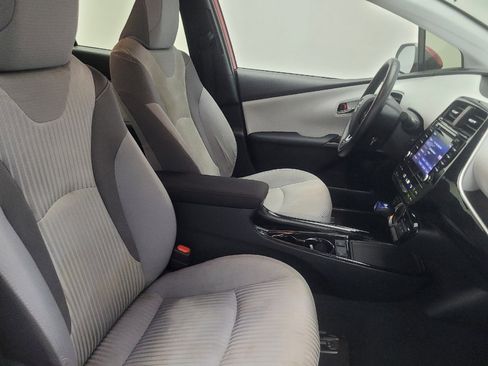 Used 2021 Toyota Prius Prime LE FWD image 21