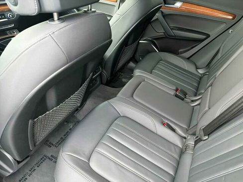 Used 2023 Audi Q5 2.0T Premium w/ Convenience Package AWD/4WD image 15