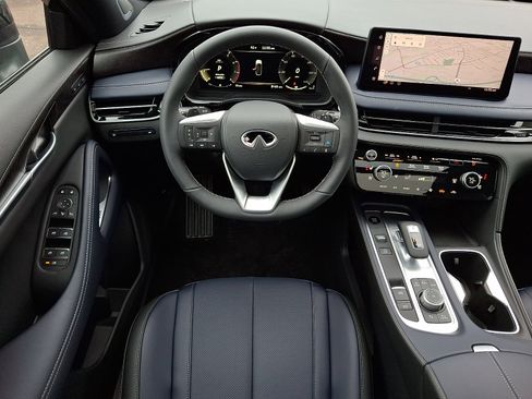 New 2026 INFINITI QX60 Sport image 8