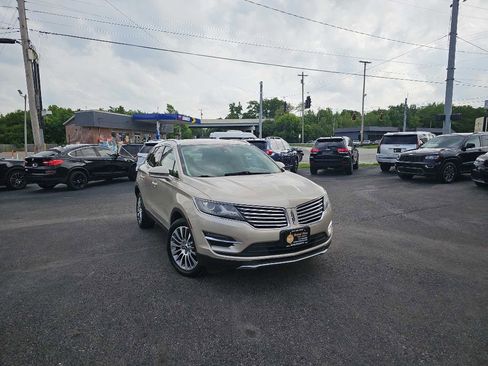 Used 2017 Lincoln MKC Reserve w/ Lincoln MKC Climate Package image 5