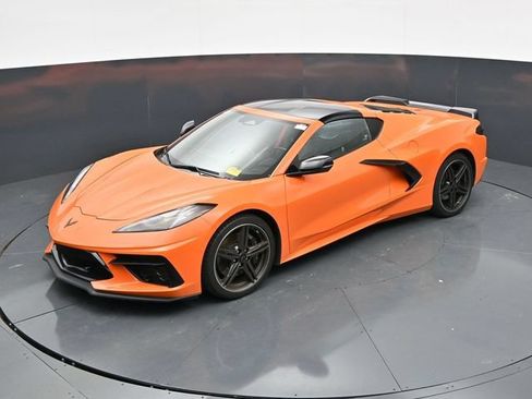 Used 2024 Chevrolet Corvette Stingray Premium Cpe w/ Z51 Performance Package RWD image 34
