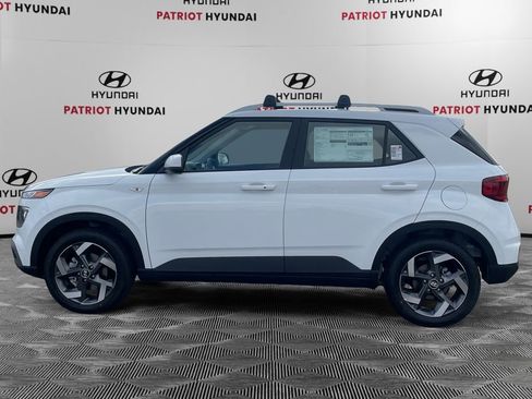 New 2026 Hyundai Venue SEL FWD image 6