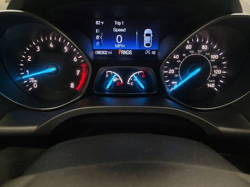 Used 2018 Ford Escape Titanium w/ Ford Safe & Smart Package AWD/4WD image 23