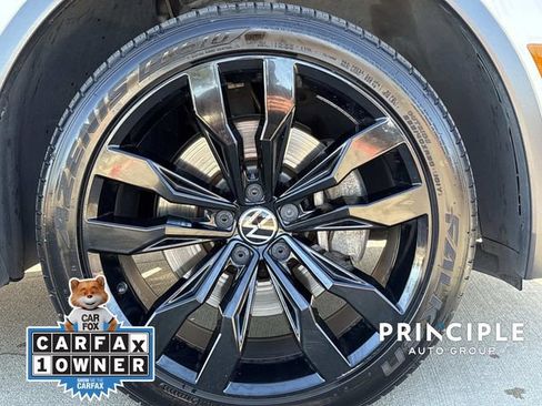 Used 2020 Volkswagen Tiguan SE R-Line image 7