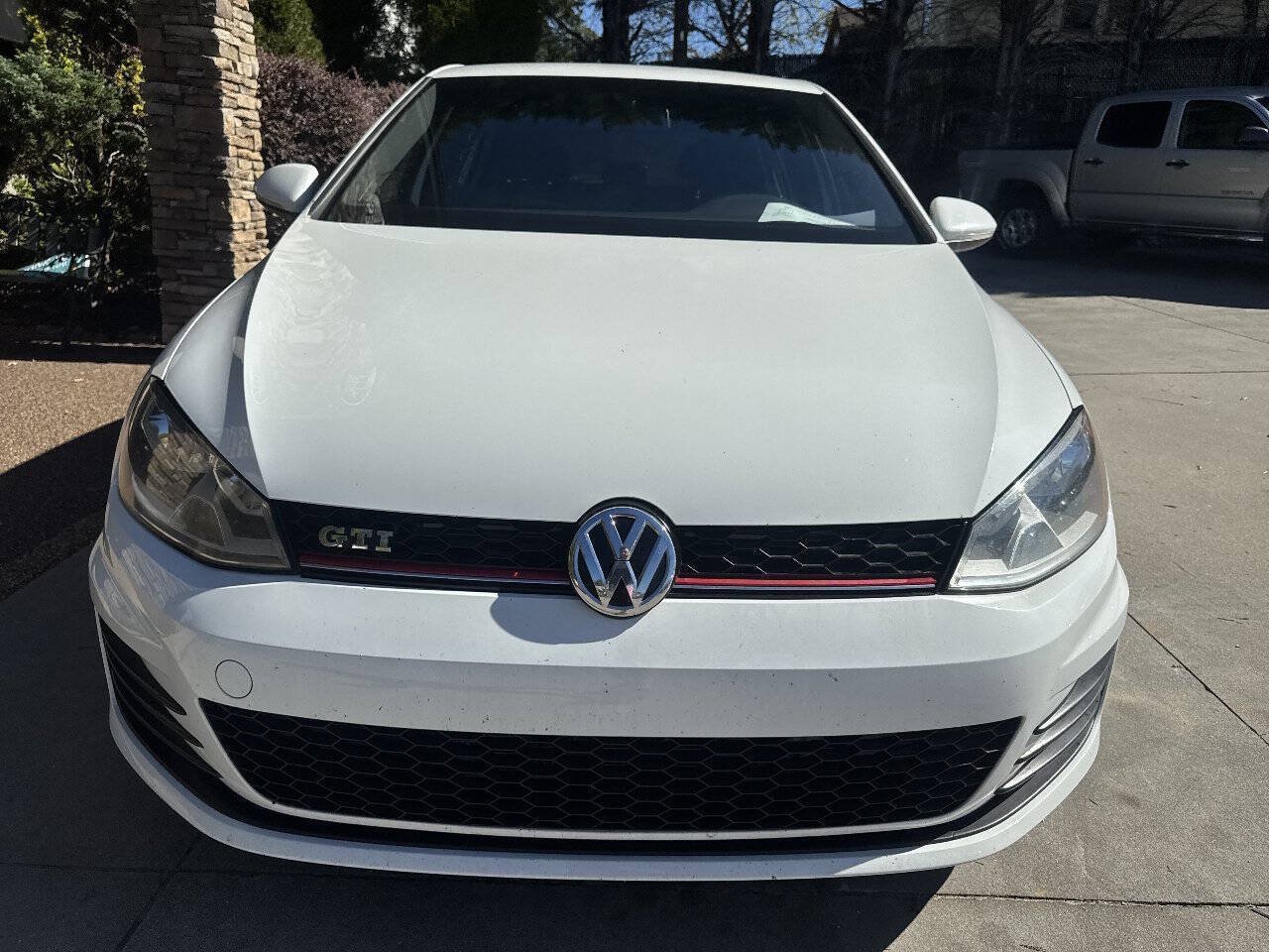 Used 2017 Volkswagen GTI S FWD image 8