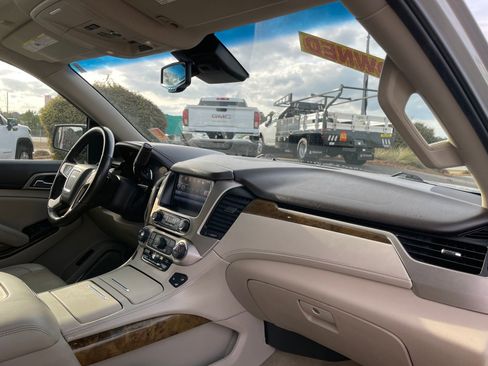 Used 2016 GMC Yukon XL Denali w/ Open Road Package image 34