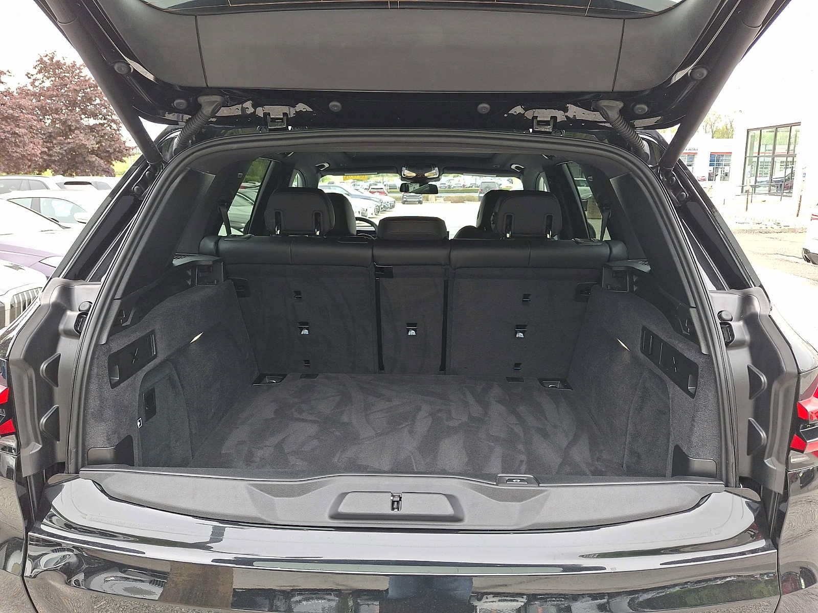 Used 2024 BMW X5 xDrive40i w/ Premium Package AWD/4WD image 30