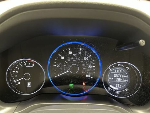 Used 2022 Honda HR-V LX image 19