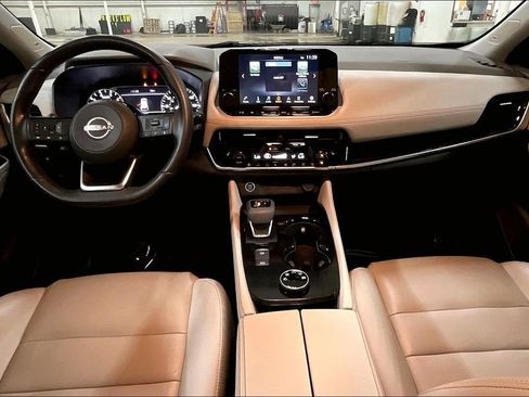 Used 2023 Nissan Rogue SL w/ SL Premium Package AWD/4WD image 14