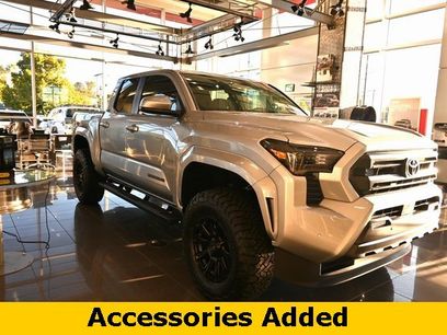 New 2025 Toyota Tacoma SR5