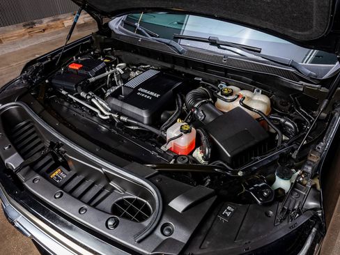 Used 2023 Chevrolet Tahoe High Country image 41