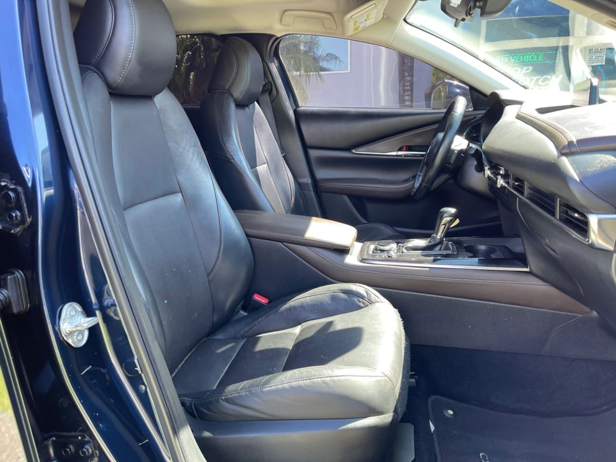 Used 2020 MAZDA CX-30 FWD w/ Premium Package image 24