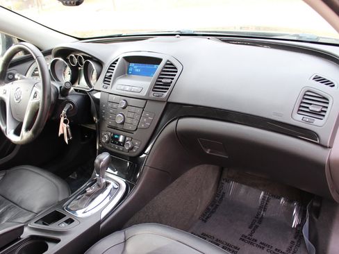 Used 2012 Buick Regal Leather image 39