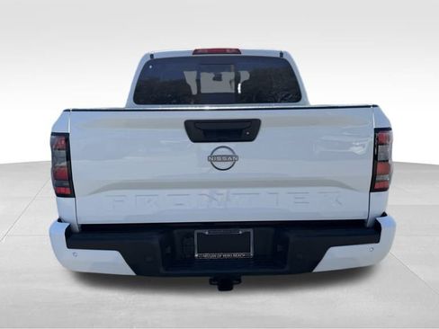 New 2026 Nissan Frontier SV w/ SV Convenience Package image 7