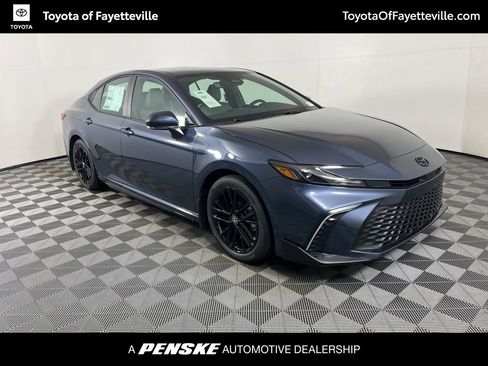 New 2026 Toyota Camry SE FWD image 6