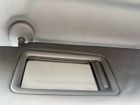 Used 2016 Toyota Camry LE FWD image 28
