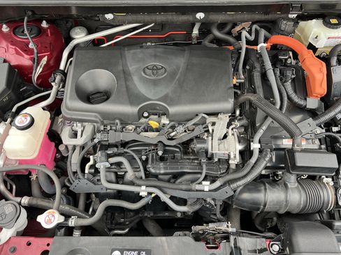 Used 2019 Toyota RAV4 XLE image 27