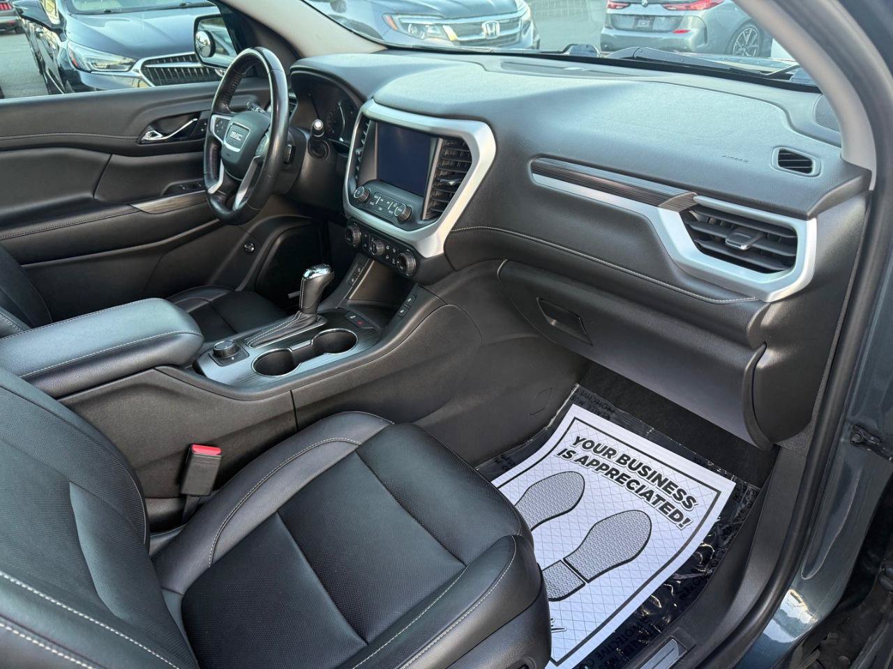 Used 2019 GMC Acadia SLT w/ Black Edition FWD image 13