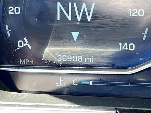 Used 2024 Chevrolet Silverado 1500 LTZ w/ Technology Package image 12