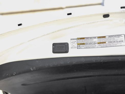 Used 2017 Toyota RAV4 Limited FWD image 55