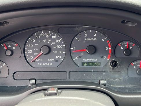 Used 2004 Ford Mustang Coupe image 18