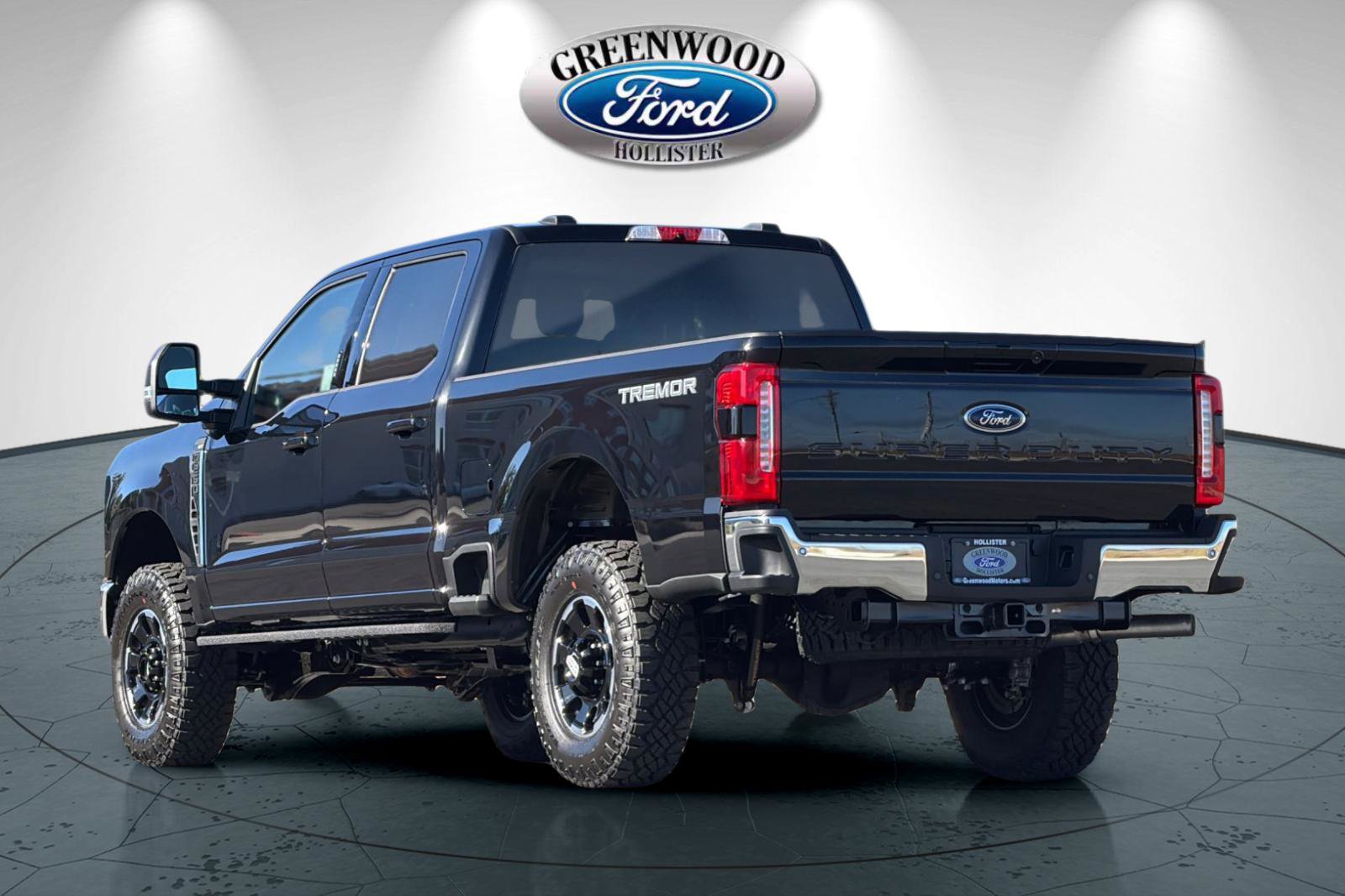 New 2026 Ford F250 XLT w/ XLT Premium Package AWD/4WD image 6