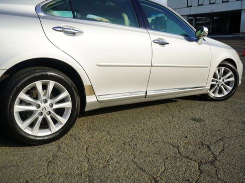 Used 2012 Lexus ES 350 FWD image 7